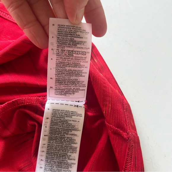 Adidas Manchester United Shirt - Picture 7 of 11